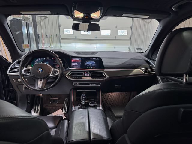 Used 2020 BMW X5 M50i w/ Executive Package AWD/4WD image 18