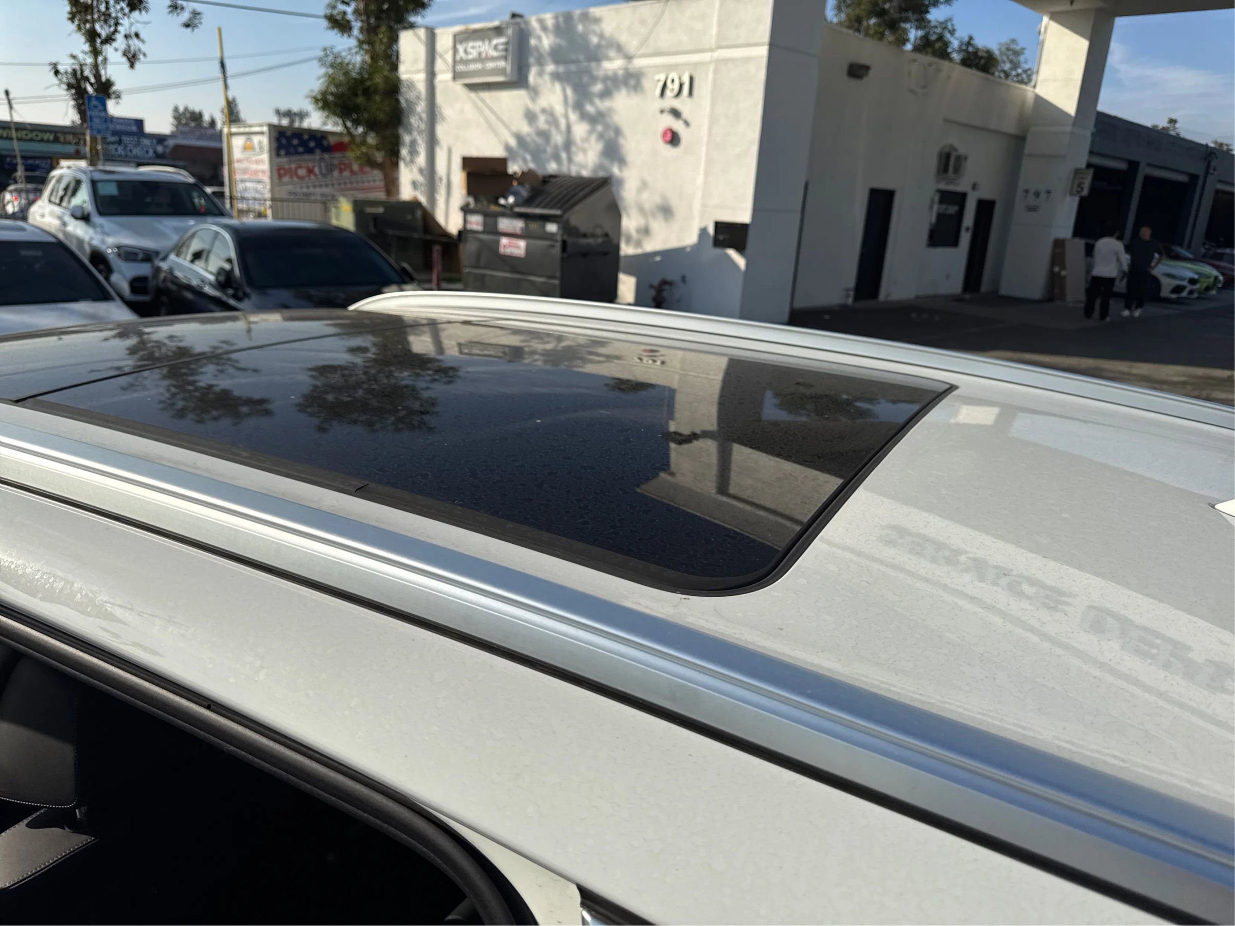 Used 2023 BMW X5 xDrive45e w/ Luxury Seating Package image 11