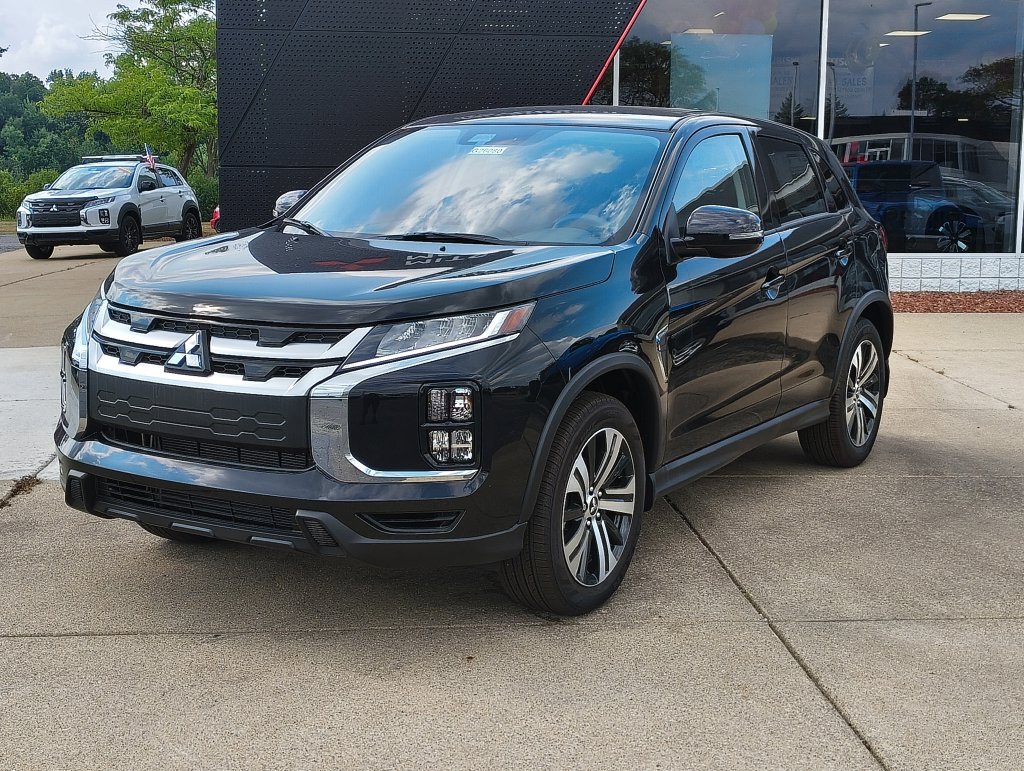 New 2026 Mitsubishi Outlander Sport SE AWD/4WD image 1