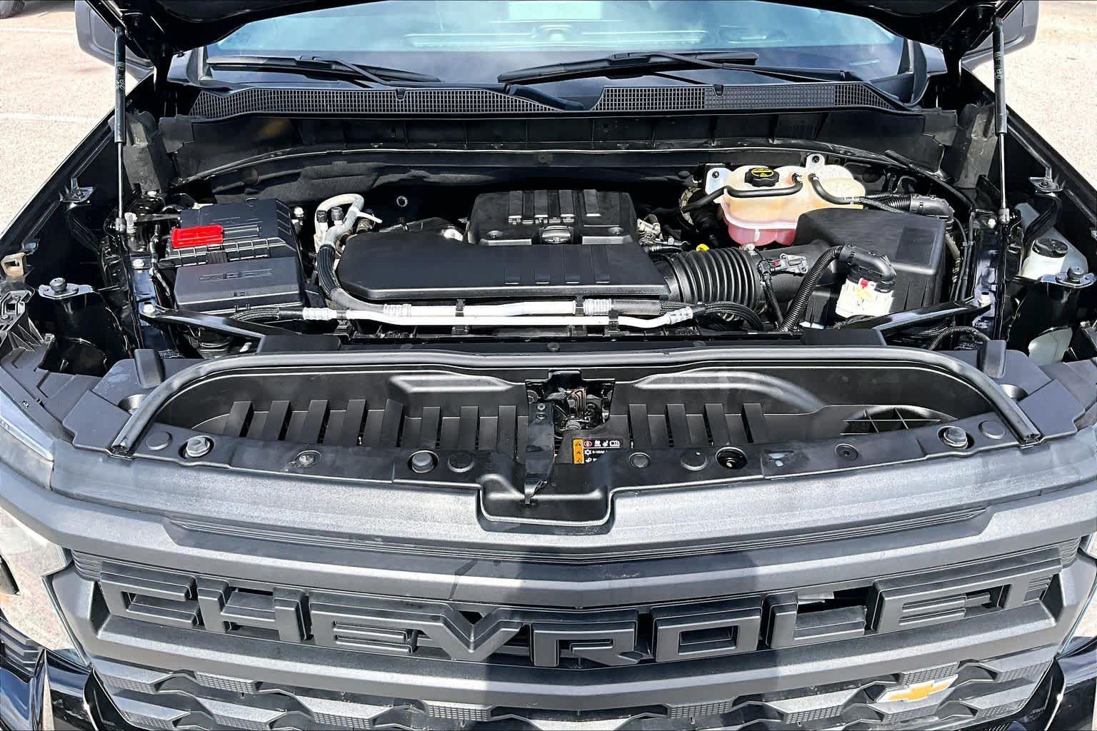Used 2024 Chevrolet Silverado 1500 Custom RWD image 32