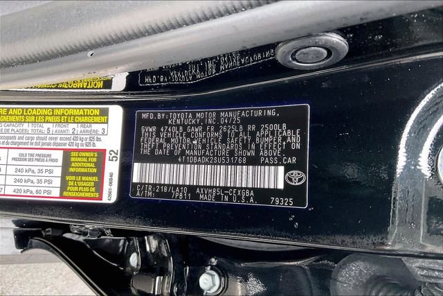 Used 2025 Toyota Camry XLE AWD/4WD image 35