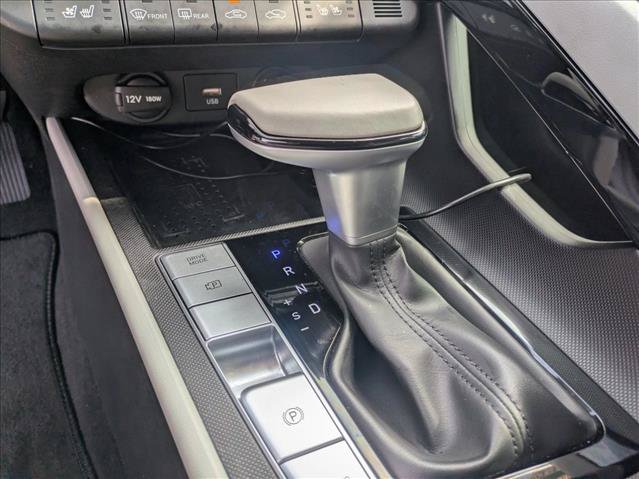 Used 2023 Hyundai Elantra Limited FWD image 11