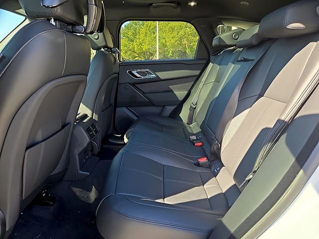 New 2026 Land Rover Range Rover Velar Dynamic SE image 6