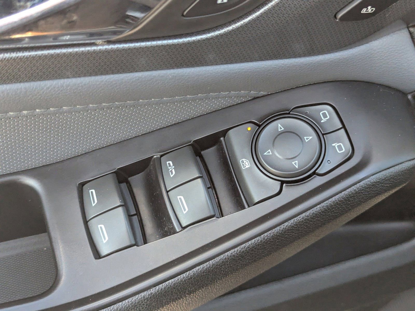 Used 2019 Chevrolet Traverse Premier w/ Driver Confidence II Package image 25