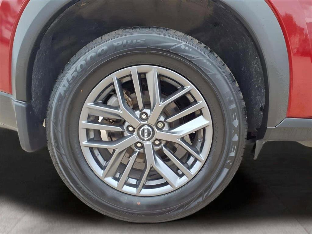 Certified 2023 Nissan Rogue S image 39