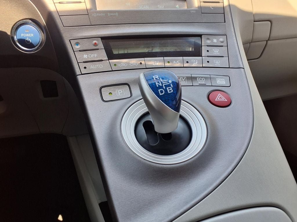 Used 2012 Toyota Prius Three FWD image 27