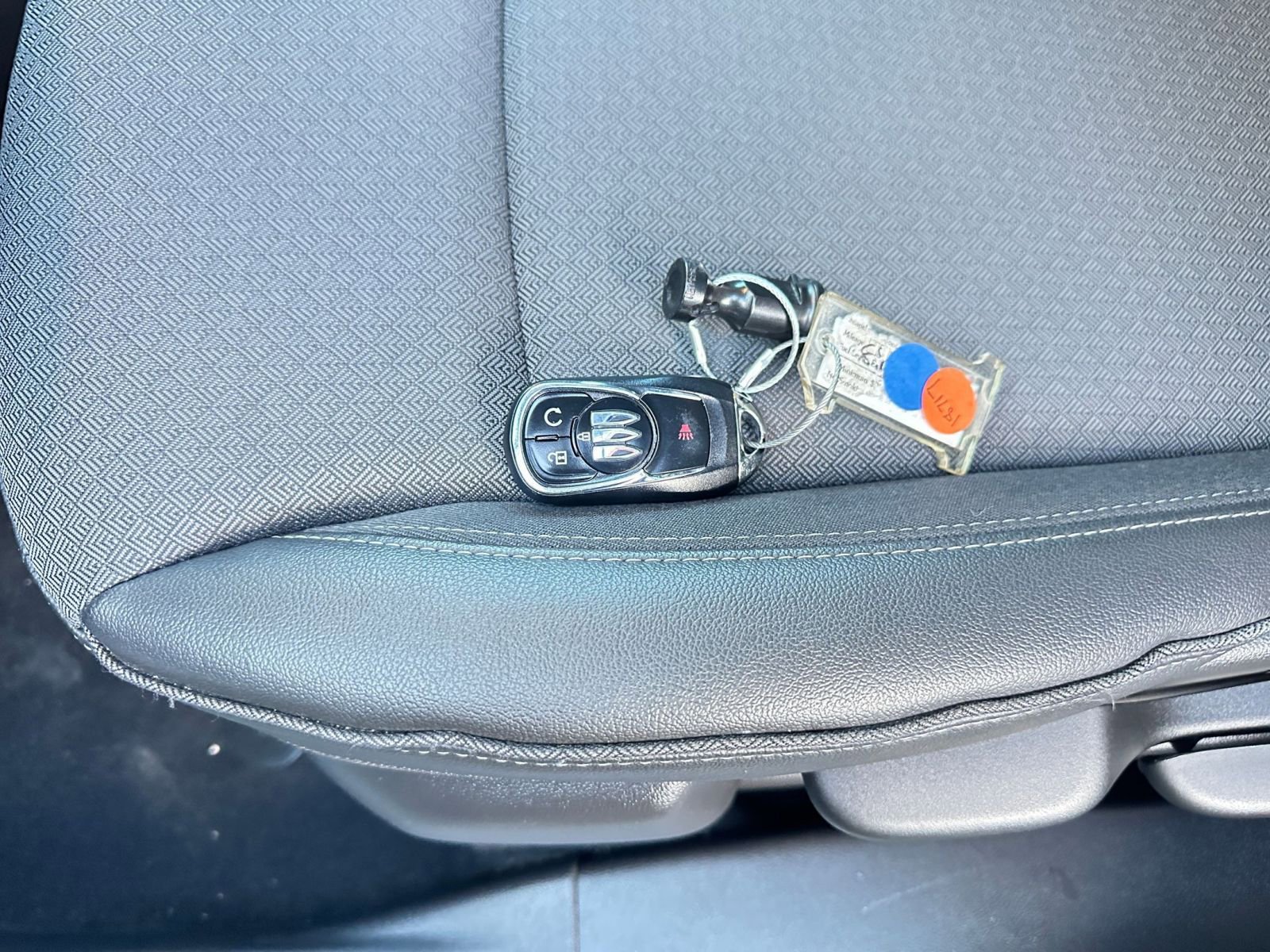 Used 2025 Buick Encore GX Preferred image 22