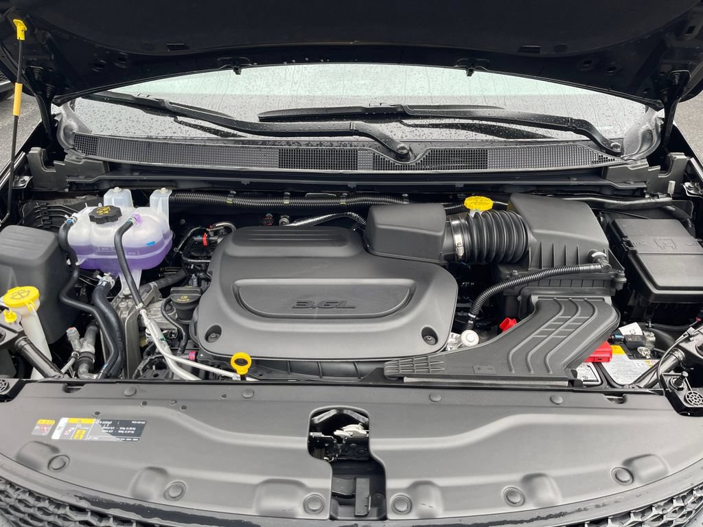 New 2026 Chrysler Voyager LX FWD image 18