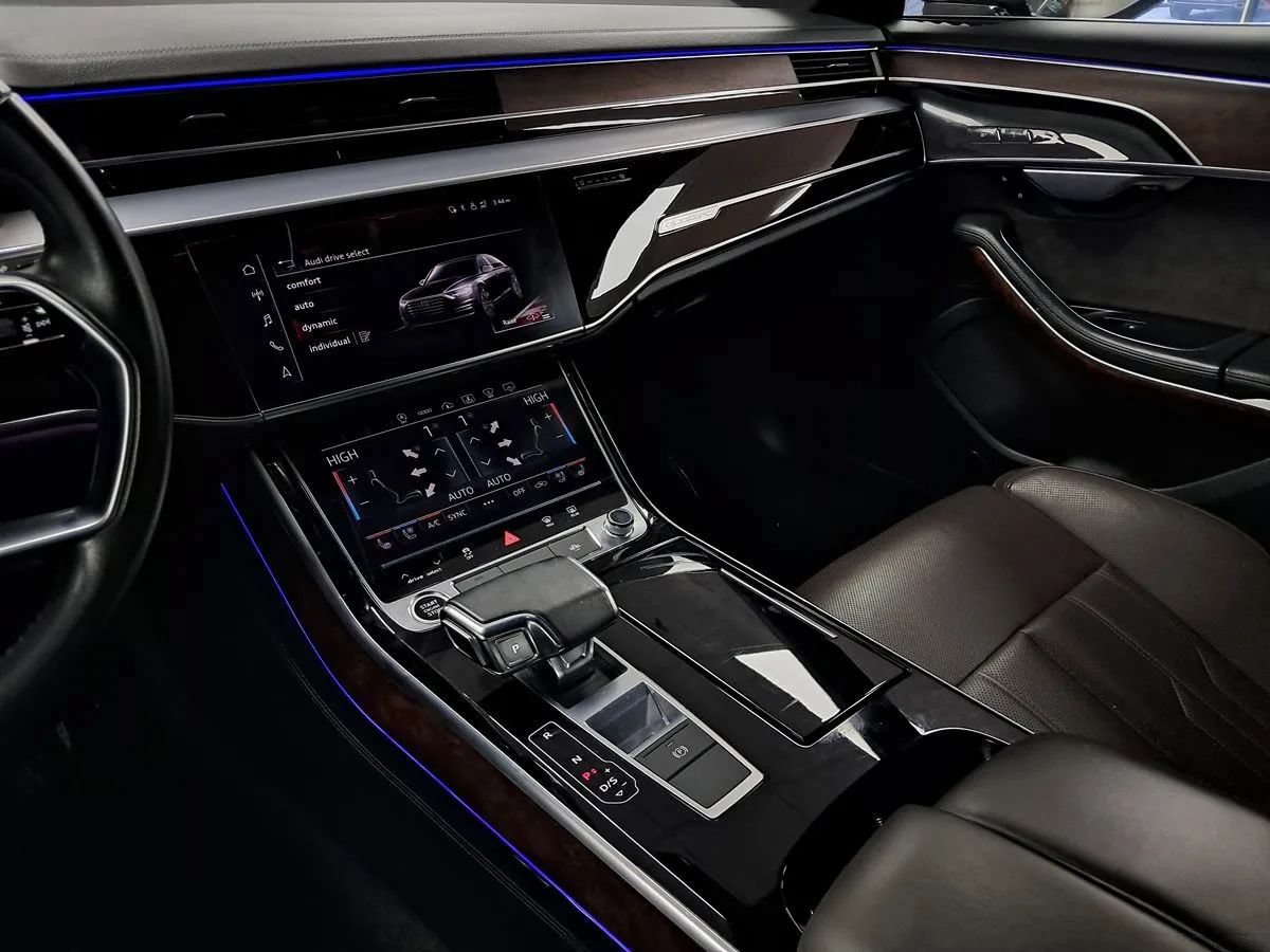 Used 2021 Audi A8 L 4.0T w/ Executive Plus Package AWD/4WD image 19