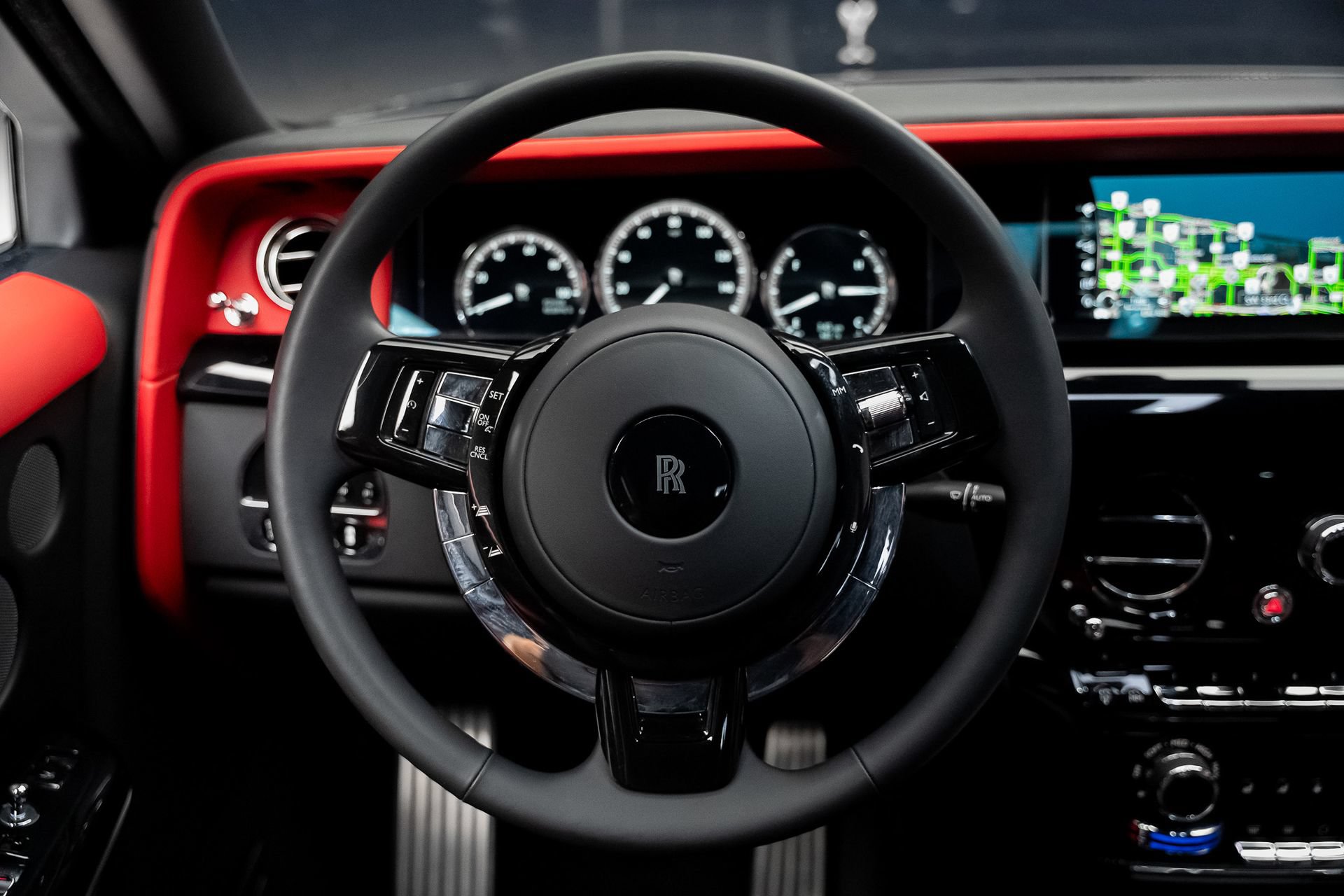 Used 2023 Rolls-Royce Phantom Sedan w/ The Phantom Package RWD image 40
