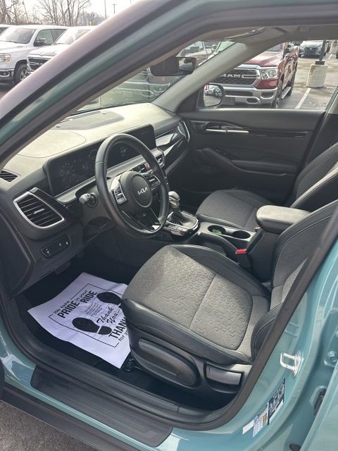 Used 2024 Kia Seltos S image 22