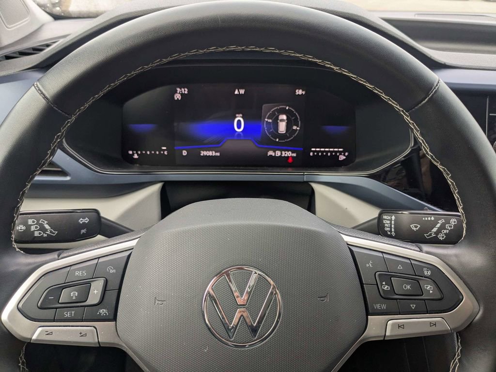 Used 2024 Volkswagen Taos SE FWD image 28