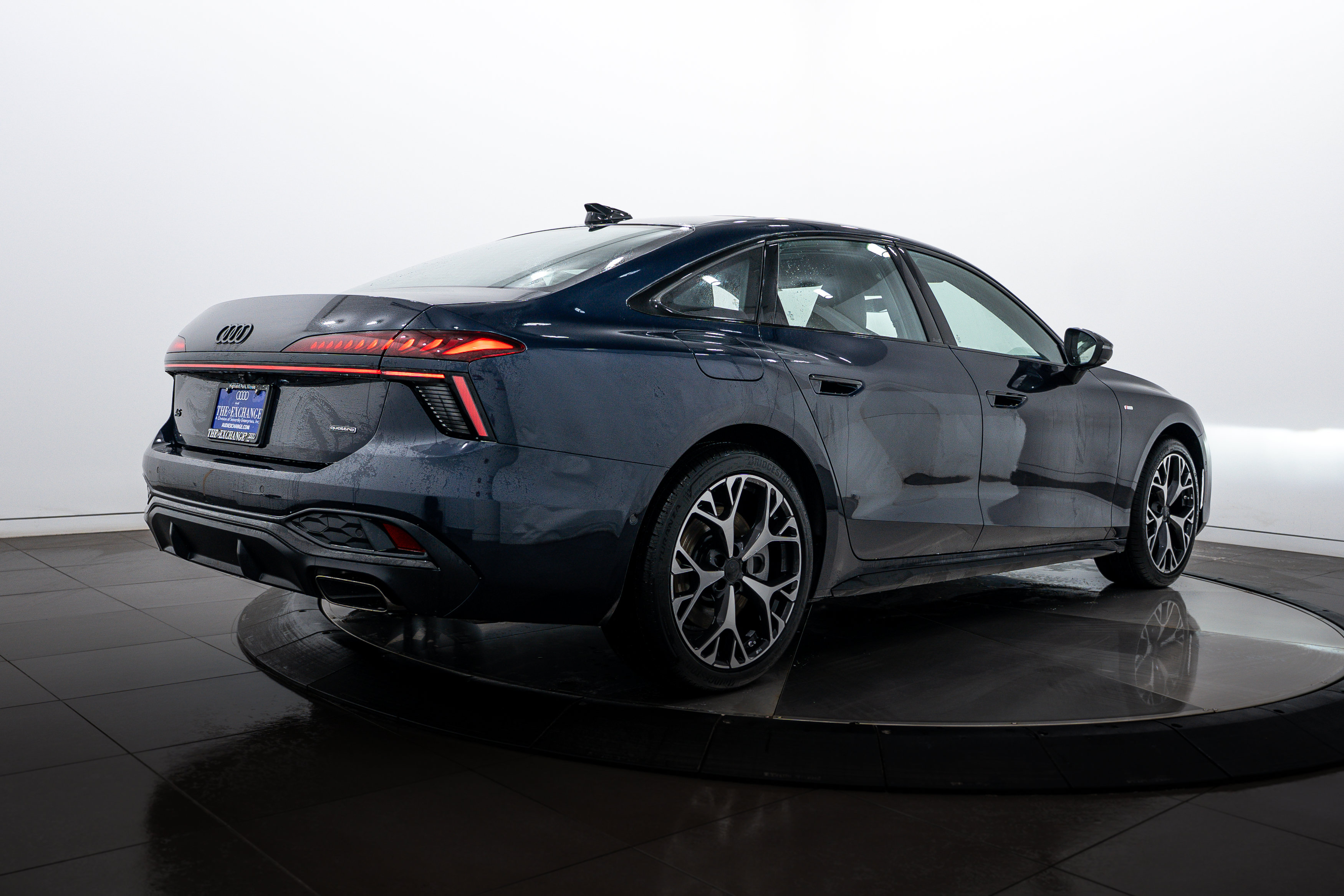 New 2026 Audi A6 Premium Plus AWD/4WD image 4