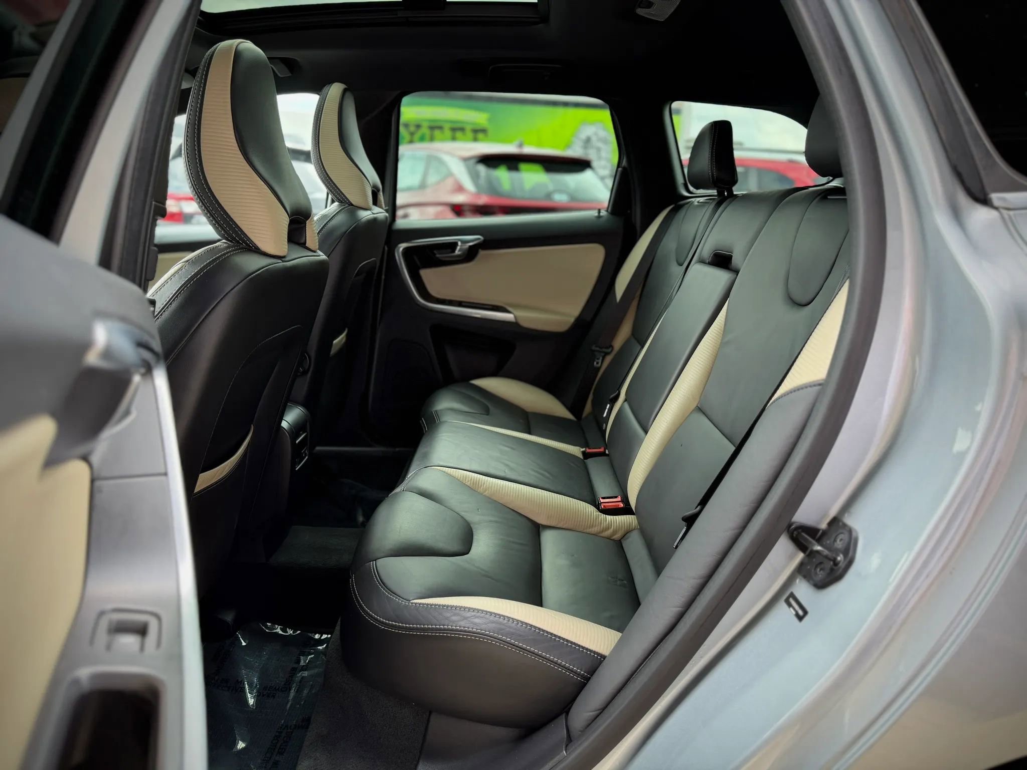 Used 2013 Volvo XC60 T6 image 18