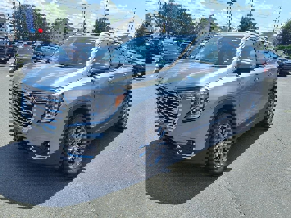 Used 2024 GMC Terrain SLT image 7