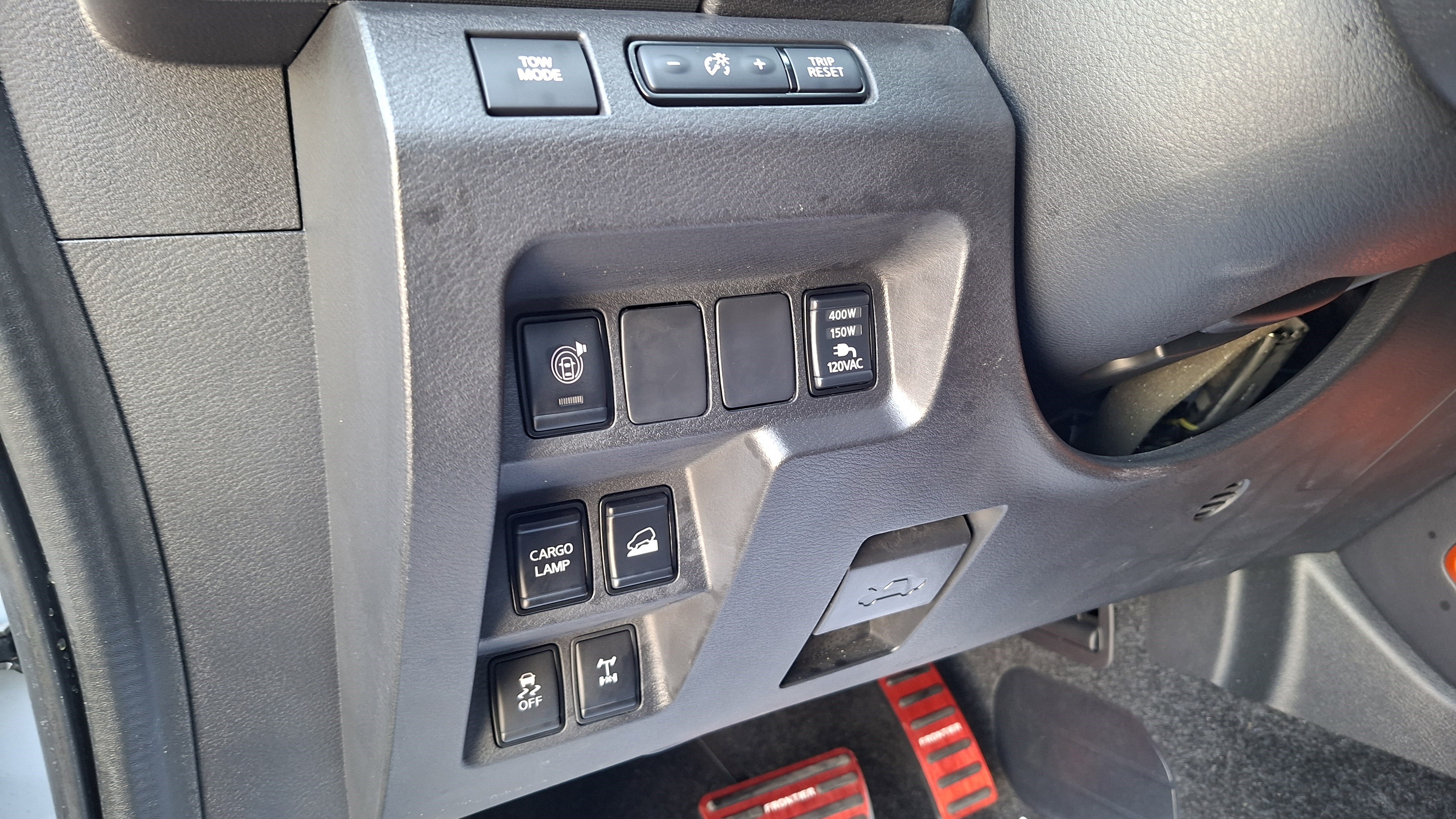 Certified 2023 Nissan Frontier PRO-4X w/ Pro-4X Premium Package image 10