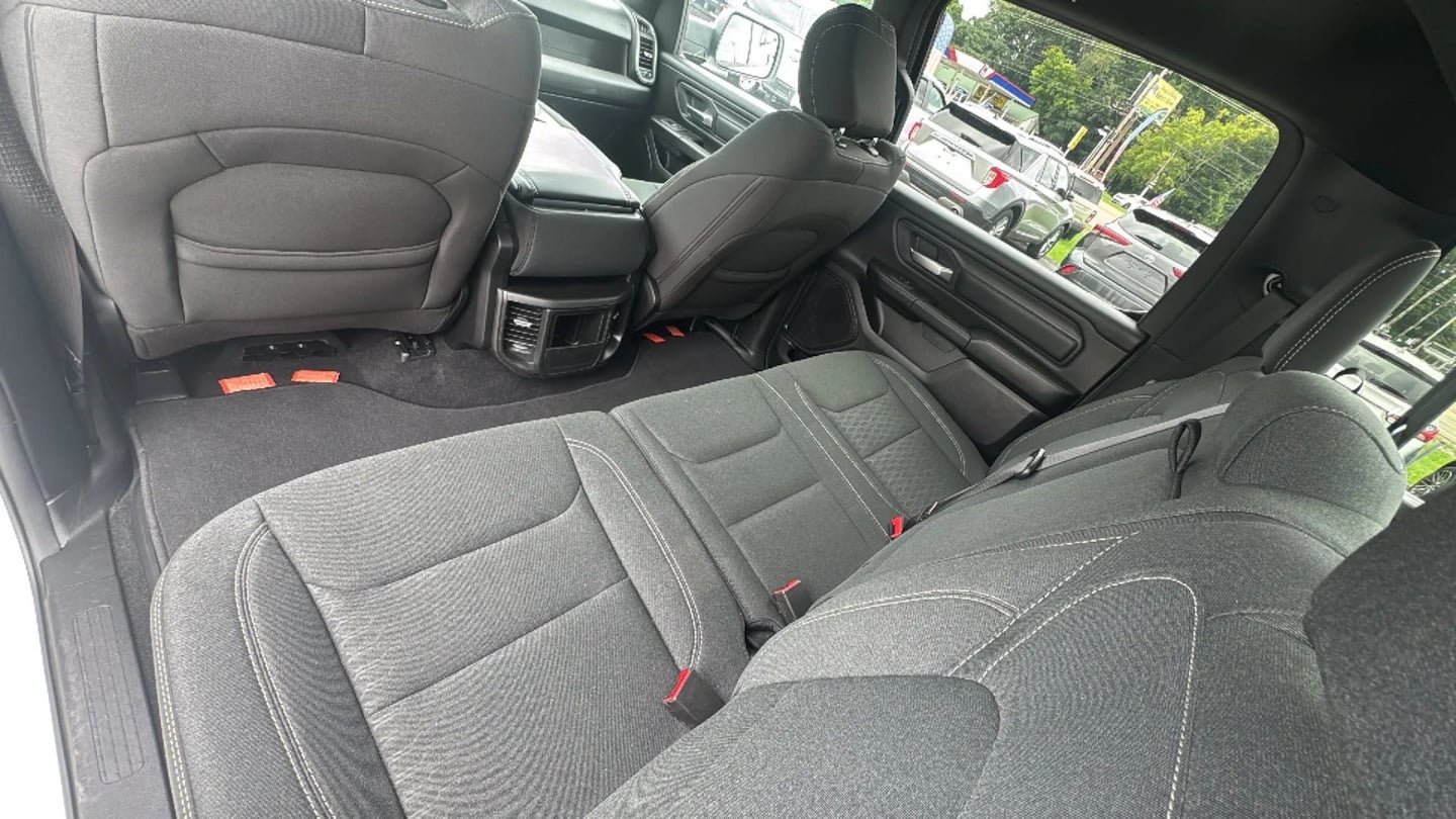 Used 2025 RAM 1500 Tradesman AWD/4WD image 23