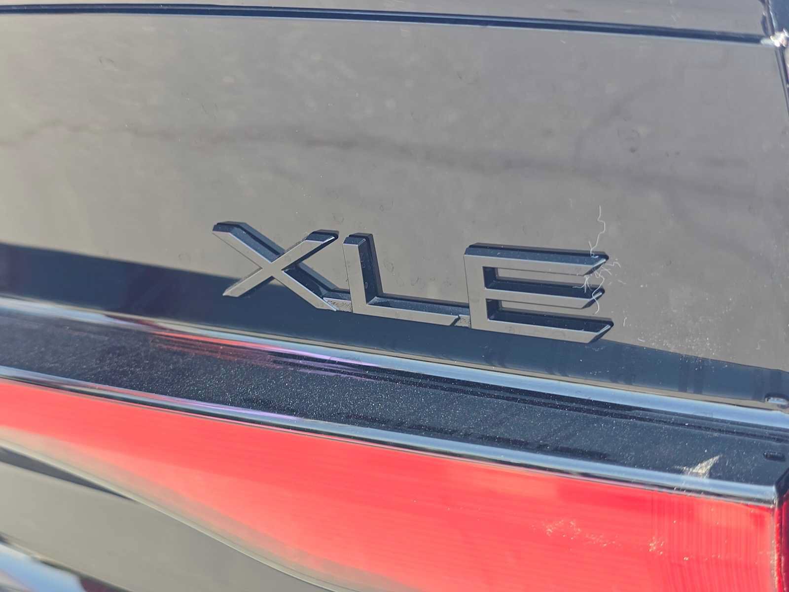 Certified 2026 Toyota Prius XLE FWD image 13