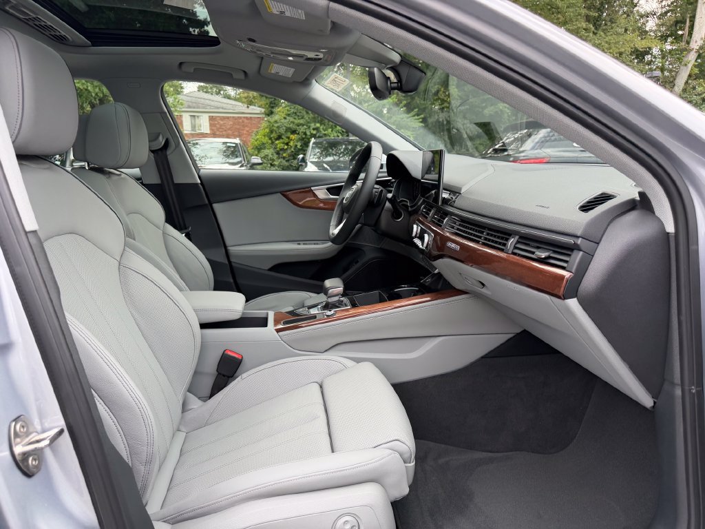 Used 2023 Audi A4 2.0T Prestige w/ Prestige Package AWD/4WD image 18
