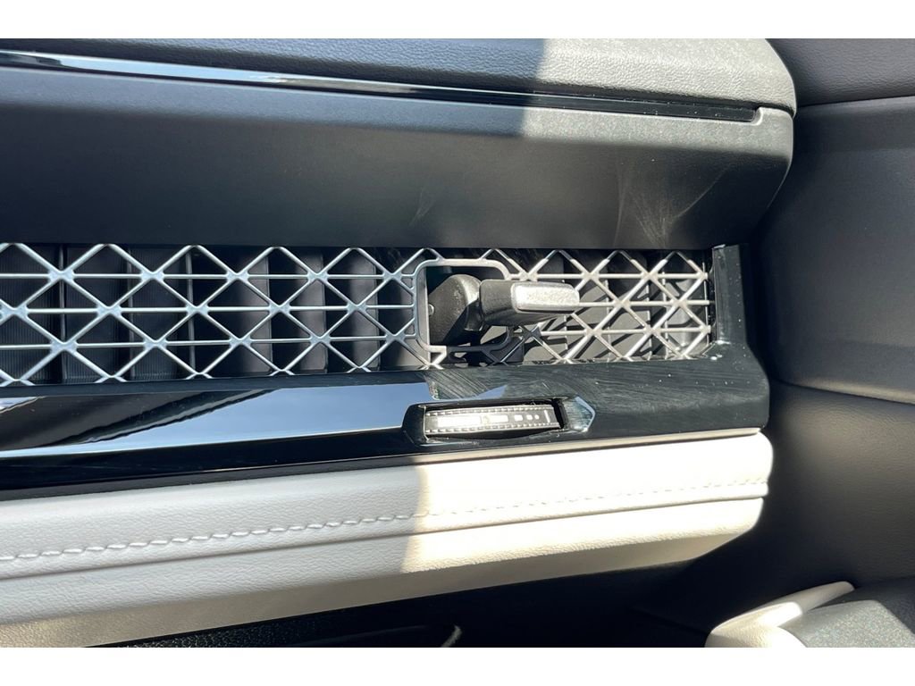 Certified 2025 Honda Accord EX-L image 29