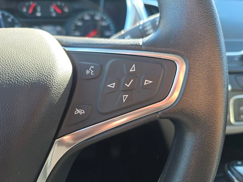 Used 2018 Chevrolet Equinox LS image 14