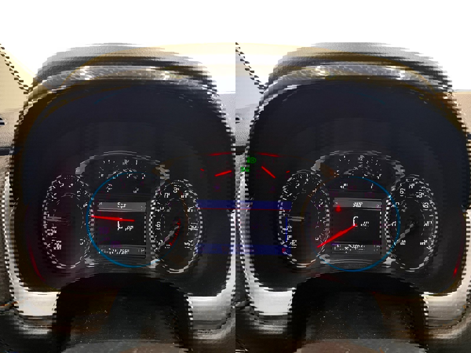 Used 2020 Chevrolet Traverse LT w/ Driver Confidence II Package image 13