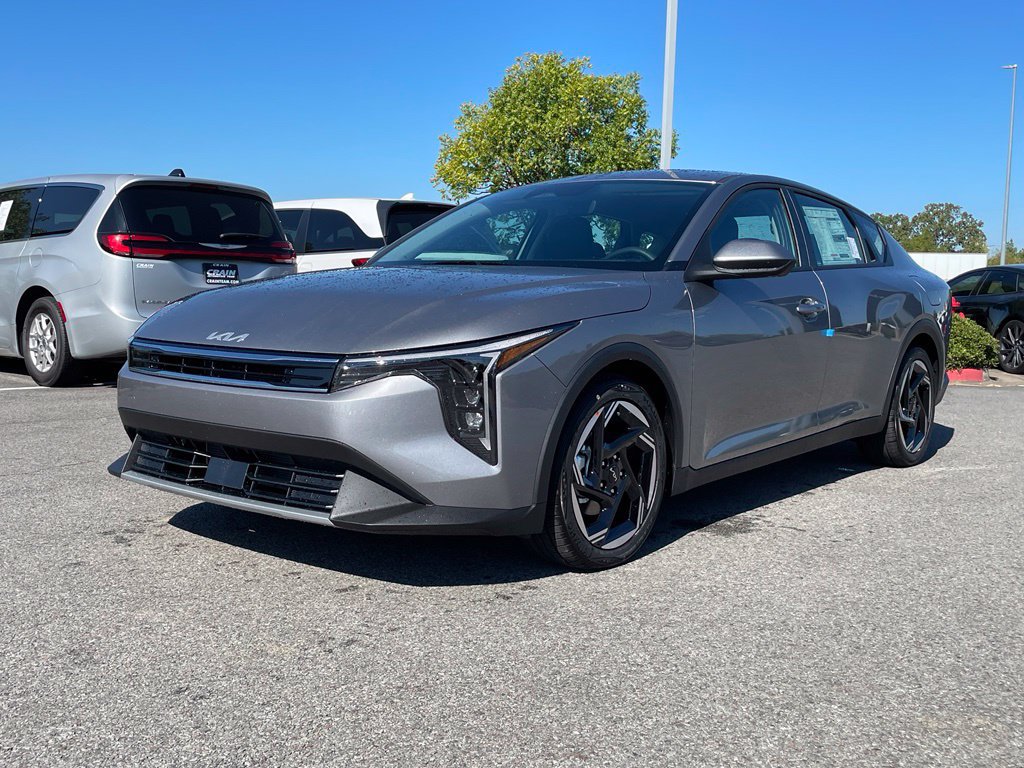 New 2026 Kia K4 EX FWD image 3