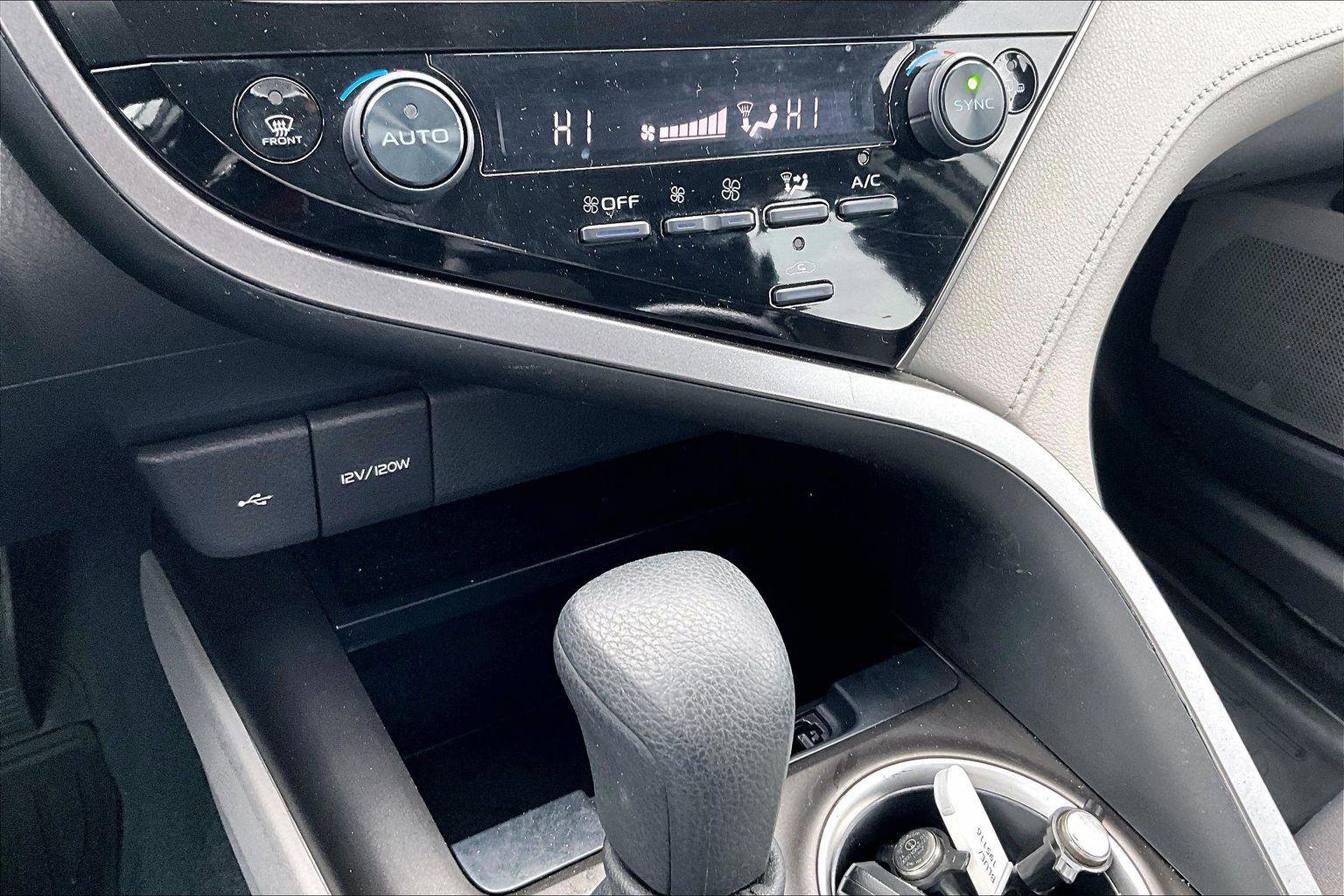 Used 2023 Toyota Camry LE image 32