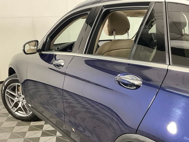 Used 2016 Mercedes-Benz GLC 300 4MATIC image 35