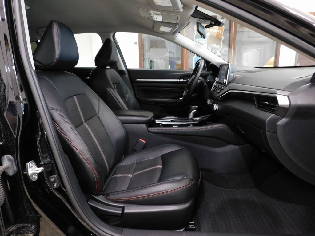 Used 2023 Nissan Altima 2.5 SR image 92