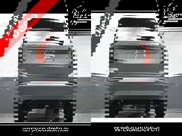 New 2025 Volvo XC90 B5 Core w/ Protection Package image 34