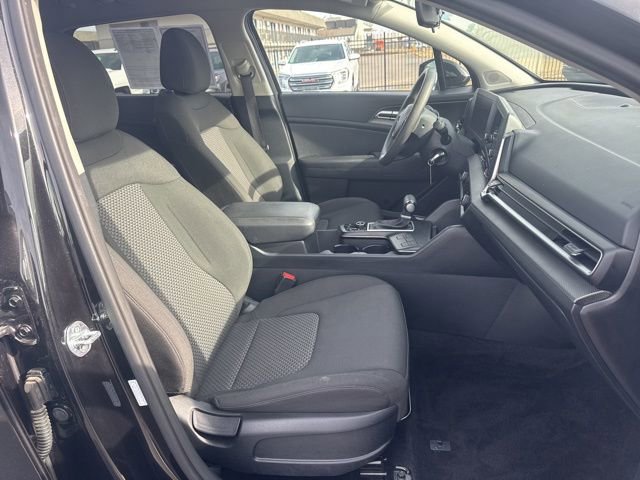 Used 2024 Kia Sportage LX image 18