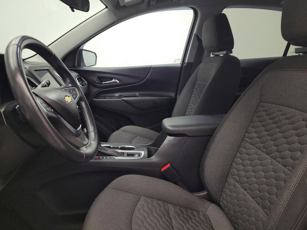 Used 2021 Chevrolet Equinox LT AWD/4WD image 17