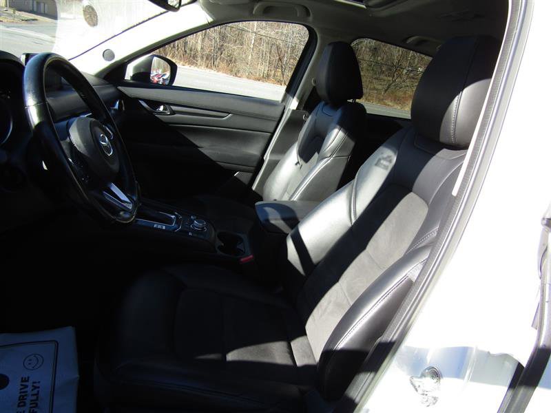 Used 2020 MAZDA CX-5 Touring image 11