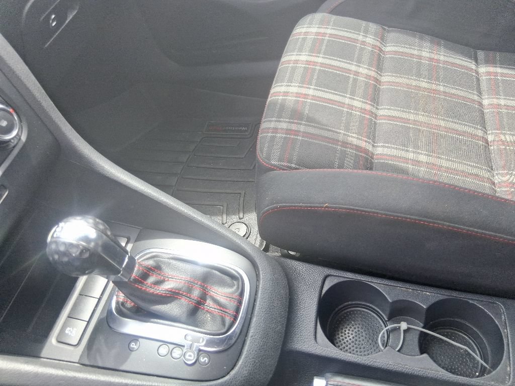 Used 2013 Volkswagen GTI 4-Door FWD image 11