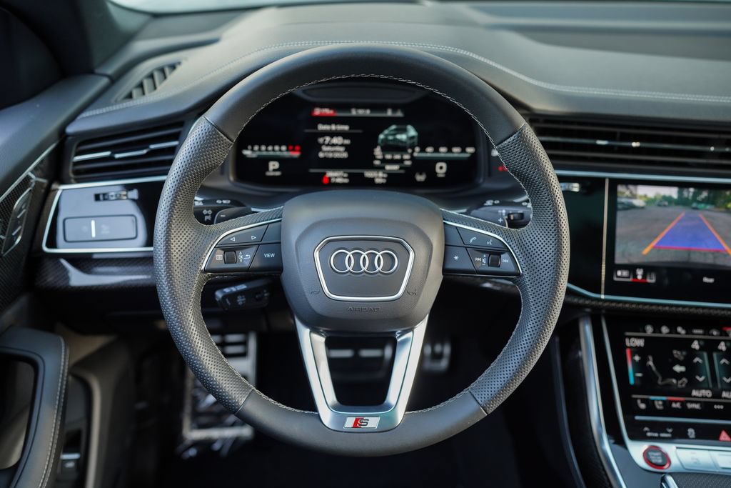 Used 2023 Audi SQ8 Prestige AWD/4WD image 32