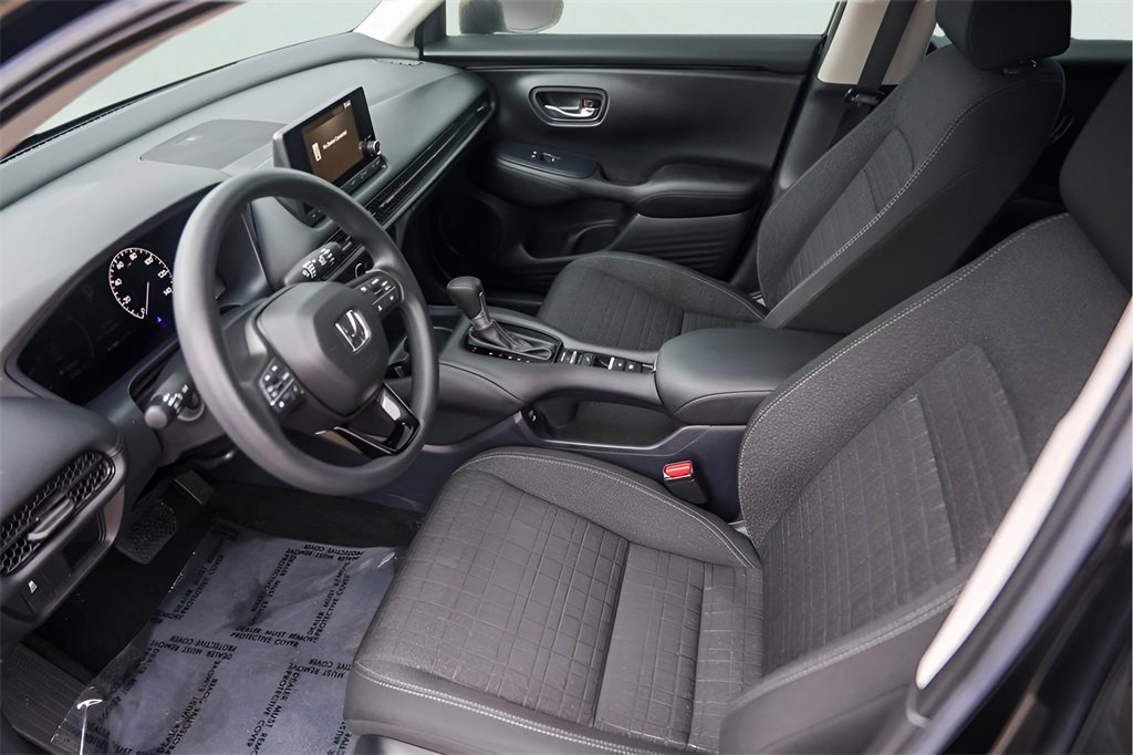 Used 2024 Honda HR-V LX image 11