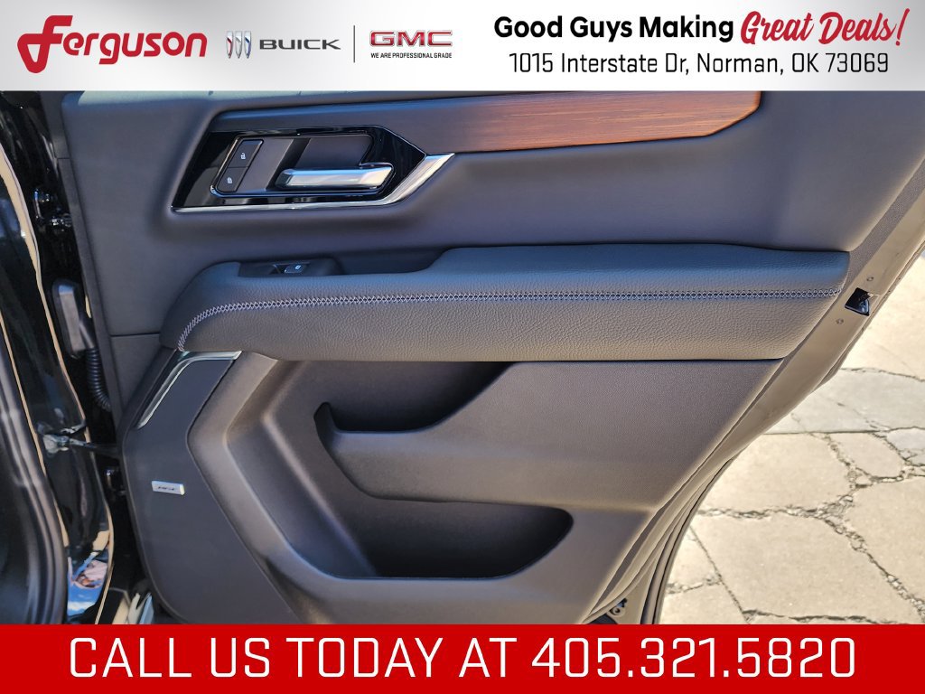 New 2026 GMC Yukon Denali w/ Denali Reserve Package AWD/4WD image 49