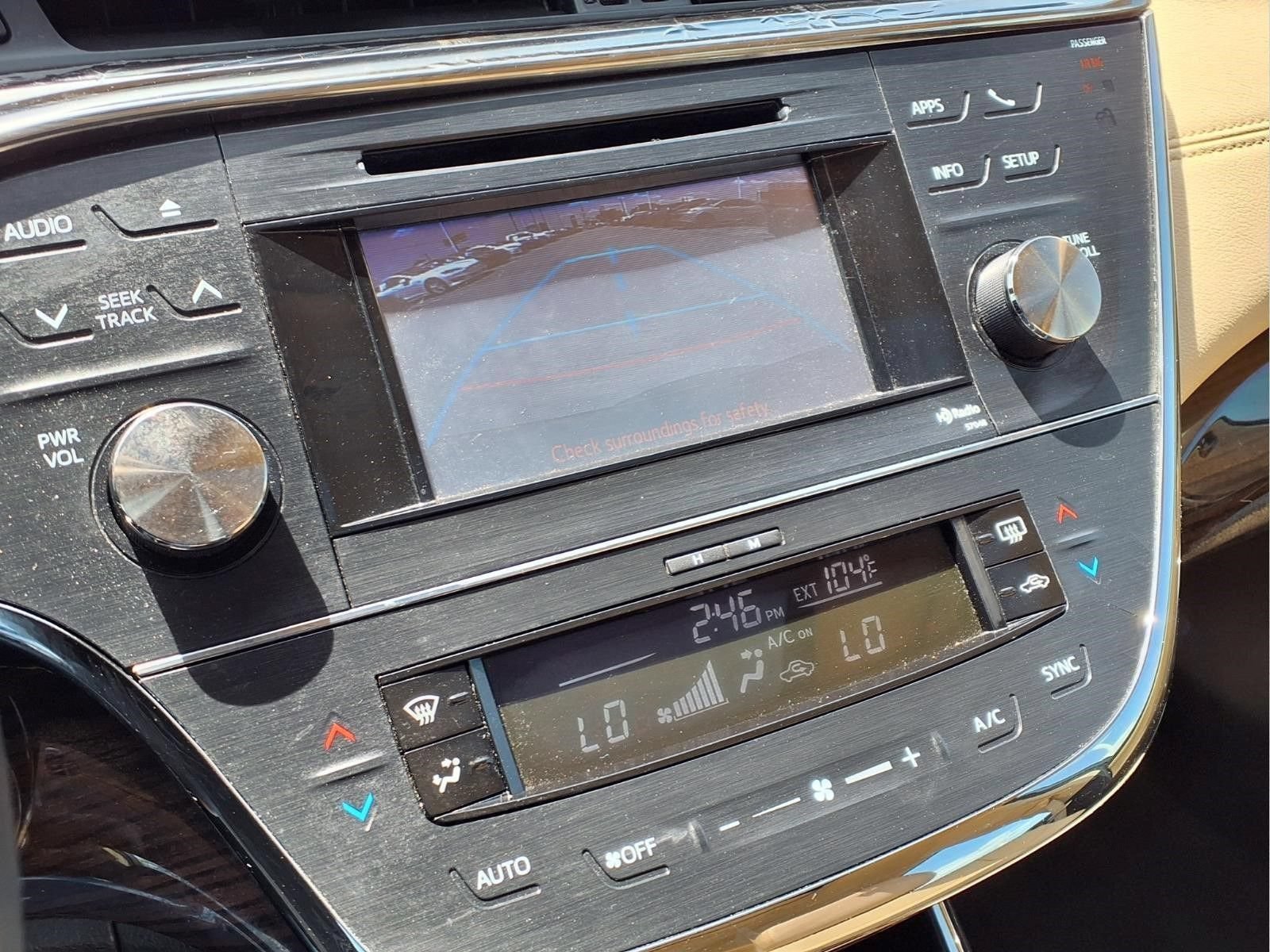 Used 2014 Toyota Avalon XLE Touring FWD image 17