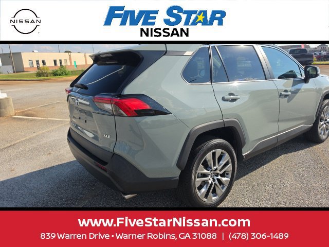Used 2022 Toyota RAV4 XLE Premium FWD image 7