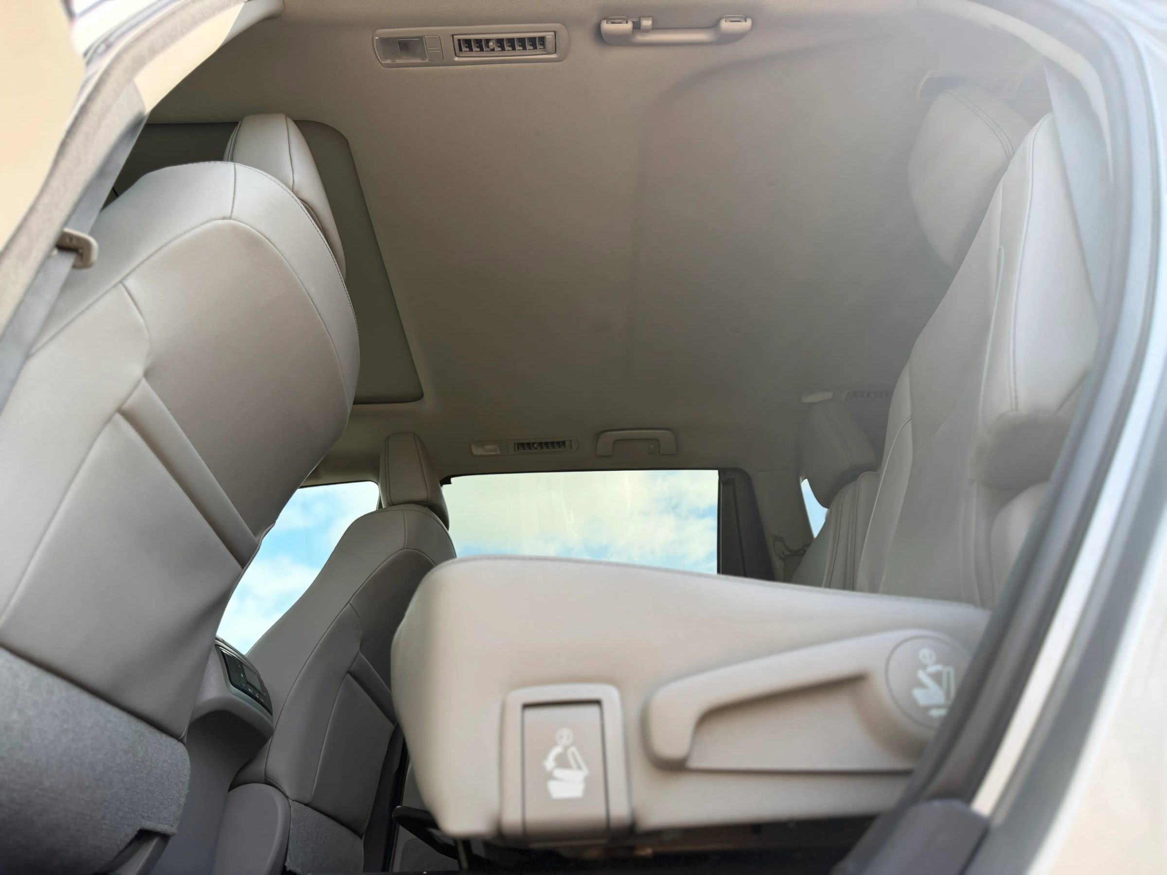 Used 2017 Toyota Highlander XLE image 31