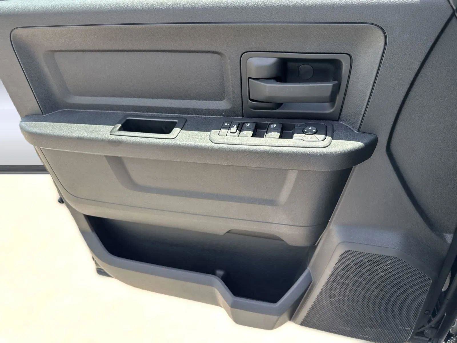 New 2025 RAM 2500 Tradesman image 10