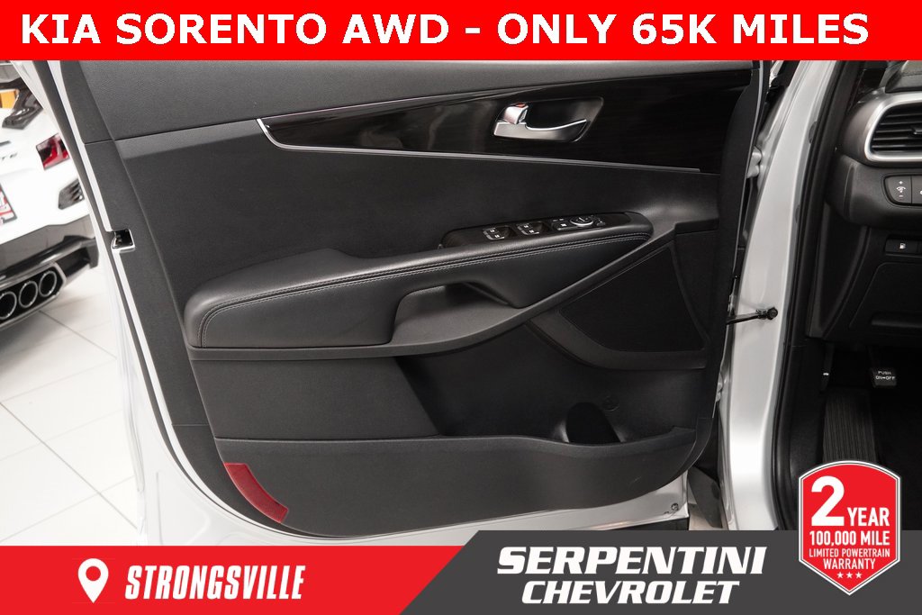 Used 2019 Kia Sorento S image 16