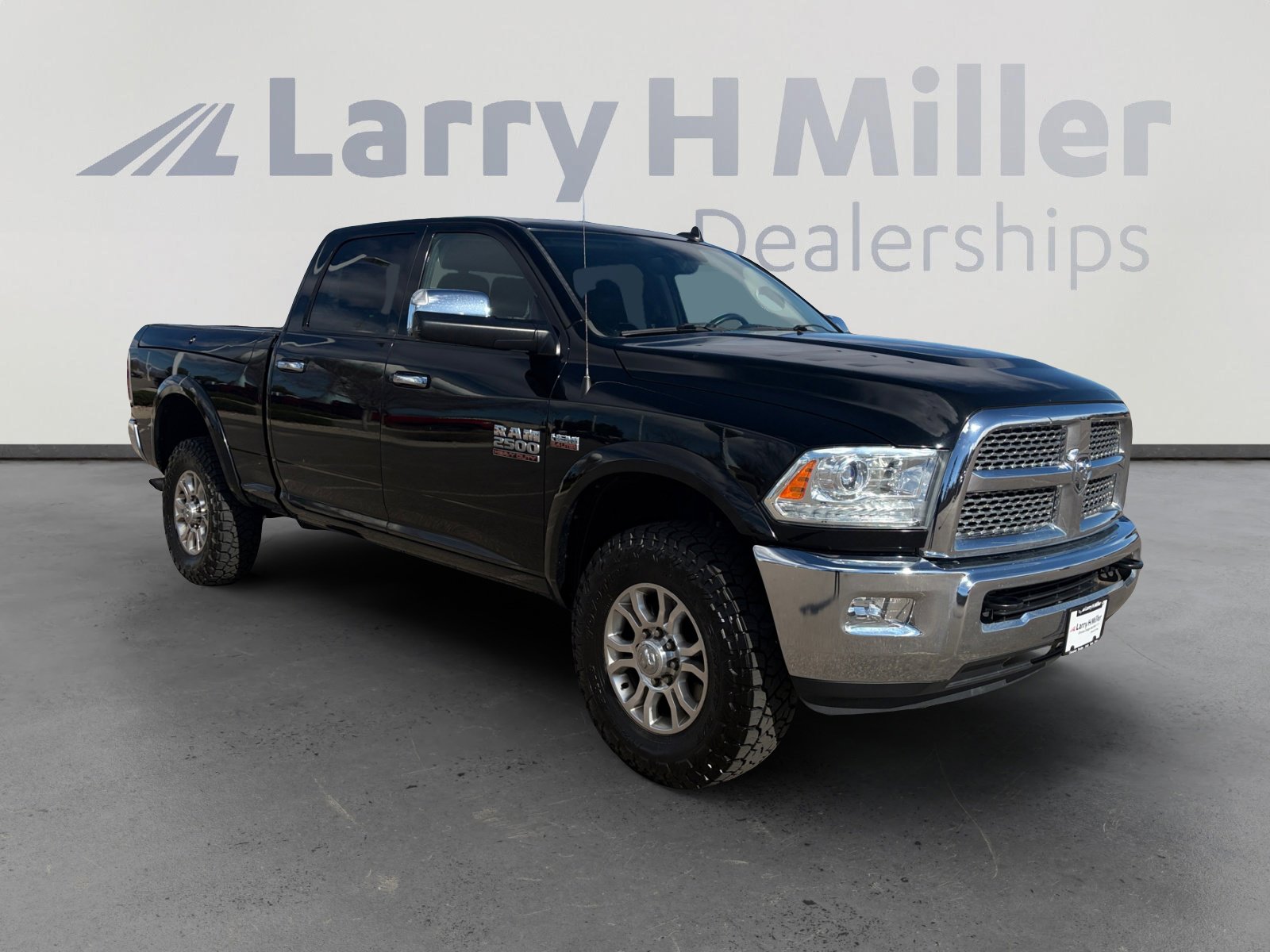 Used 2014 RAM 2500 Laramie w/ HD Snow Plow Prep Group image 8