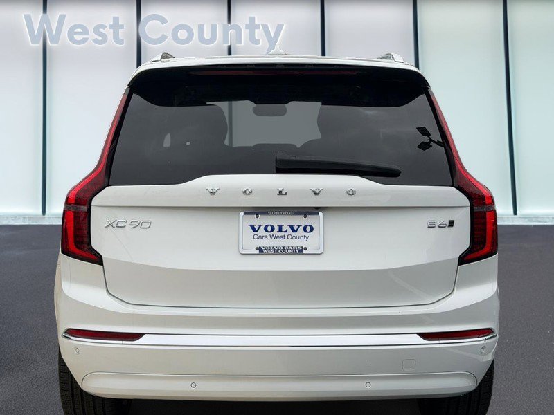 Certified 2025 Volvo XC90 B6 Plus AWD/4WD image 6