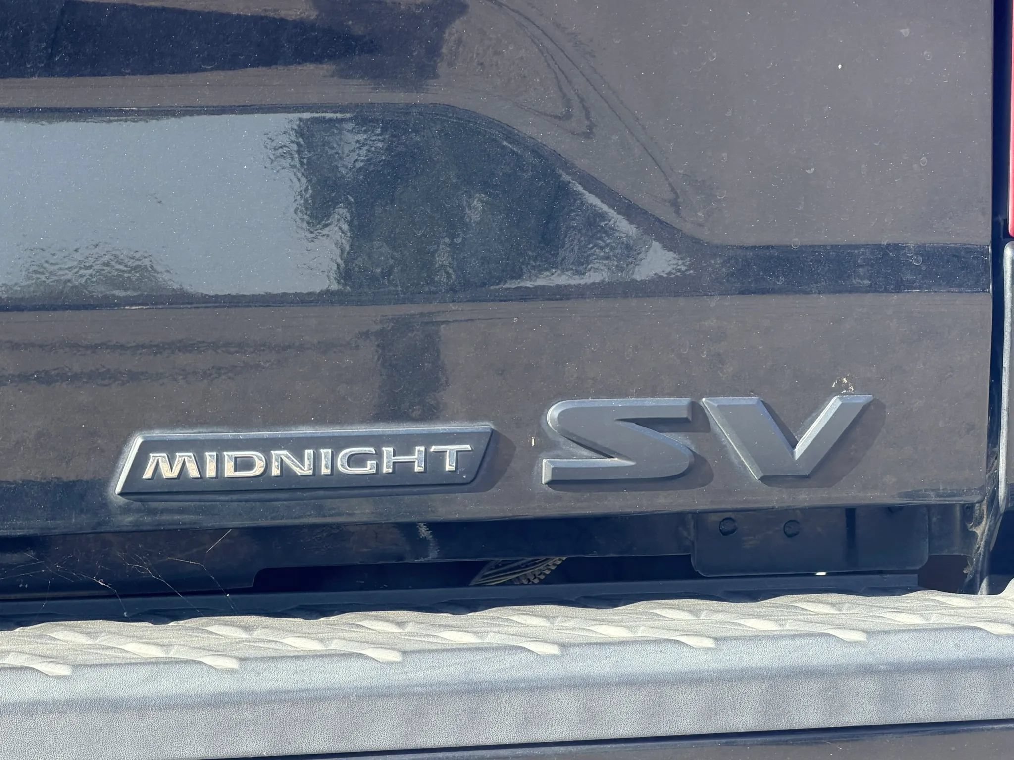 Used 2019 Nissan Titan SV w/ SV Convenience Package RWD image 6