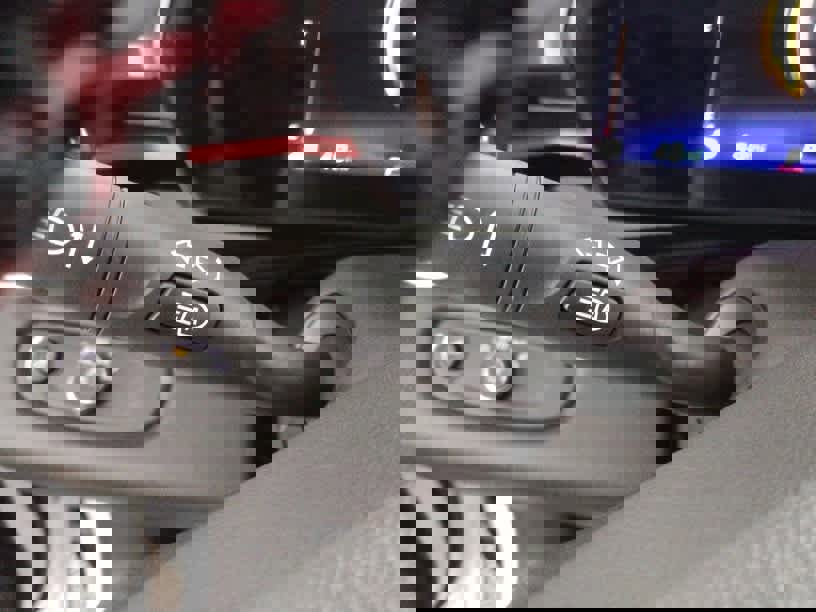 Used 2024 Chevrolet Trax RS w/ Sunroof Package image 39