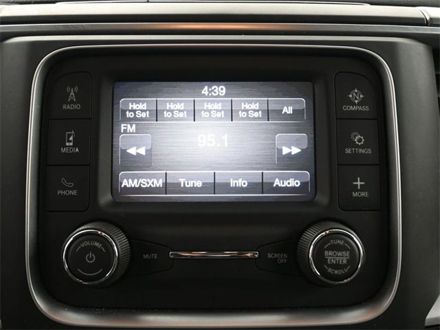 Used 2022 RAM 1500 Classic SLT image 3