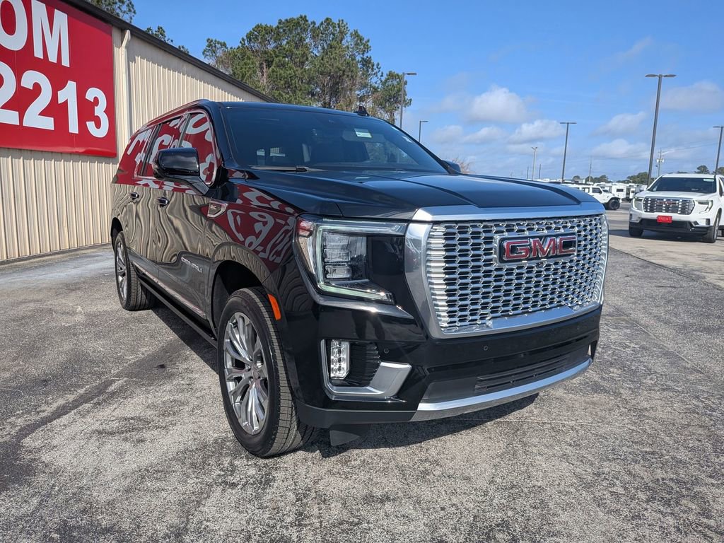 Certified 2023 GMC Yukon XL Denali w/ Denali Reserve Package image 6