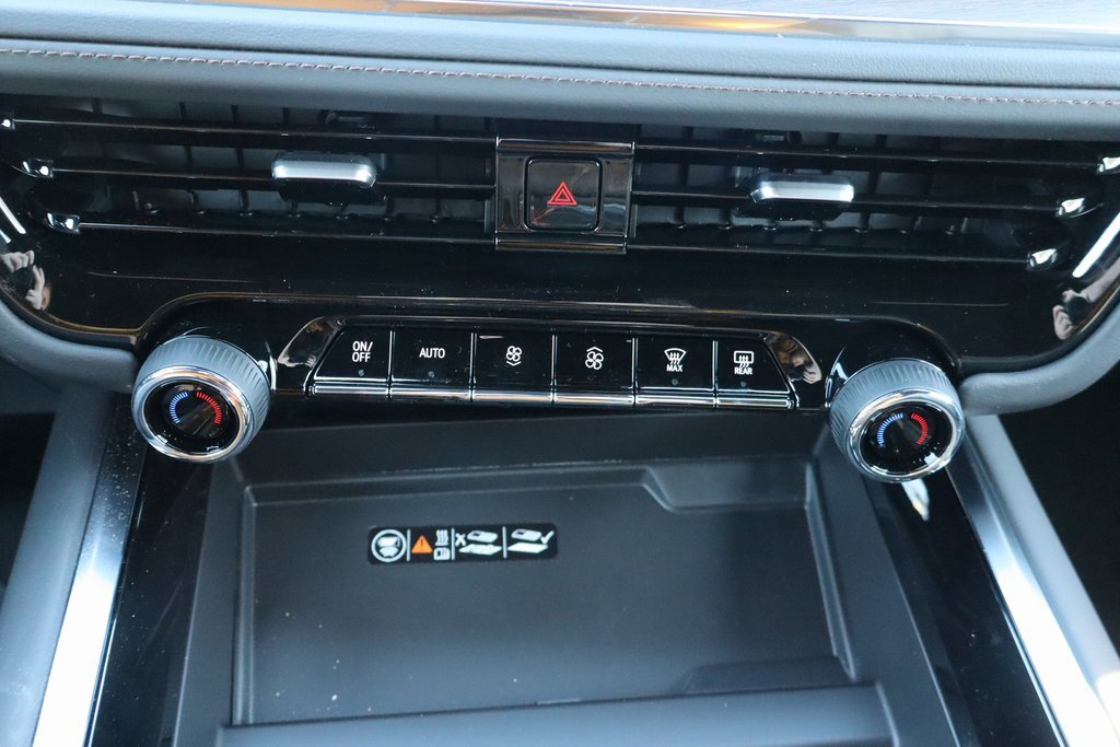 New 2026 Chevrolet Suburban High Country image 16